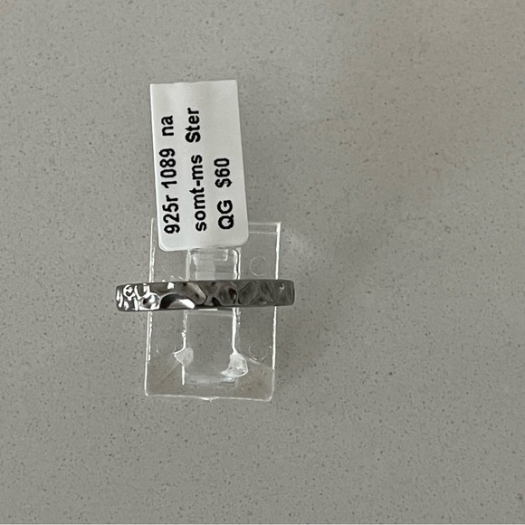 Sterling silver 925 hammered black rhodium stacking band ring sizes 7 - Picture 6 of 7